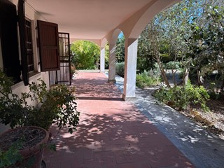 Villa in Vendita a San Giuliano Terme, zona Colignola, 536'000€, 260 m², con Box