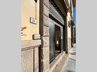 Immobile commerciale in Vendita a Viareggio, 240'000€, 150 m²