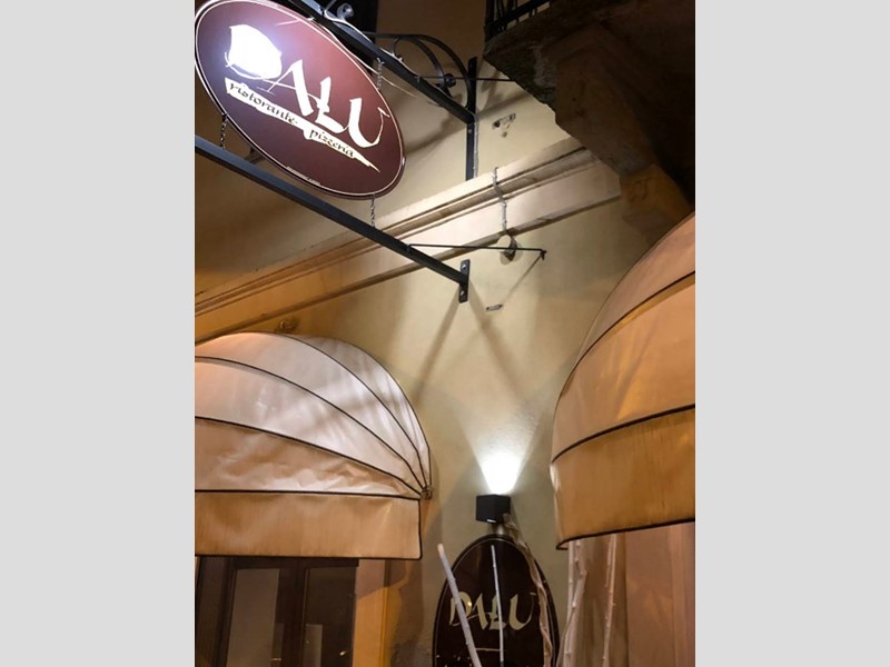 Attività commerciale in Vendita a San Maurizio Canavese, 300'000€, 350 m²