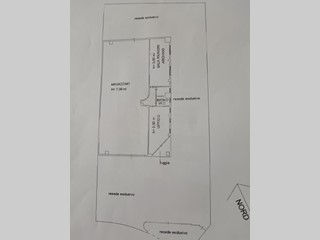 Capannone in Vendita a Montelupo Fiorentino, 260'000€, 250 m²