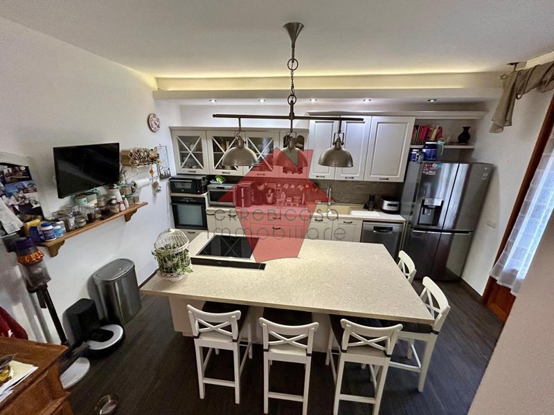 Casa Semi Indipendente in Vendita a Empoli, 340'000€, 85 m², con Box