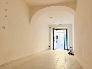 Immobile commerciale in Vendita a Massa, 35'000€, 30 m²