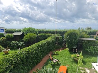 Bilocale in Affitto a Carrara, zona Marina di Carrara, 600€, 40 m², arredato