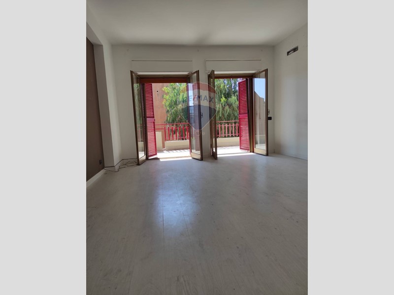 Appartamento in Vendita a Aci Castello, 177'000€, 92 m²