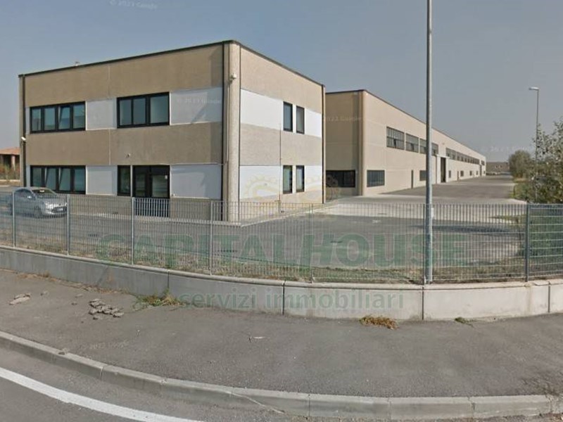Capannone in Vendita a Crevalcore, 2'948'000€, 11300 m²