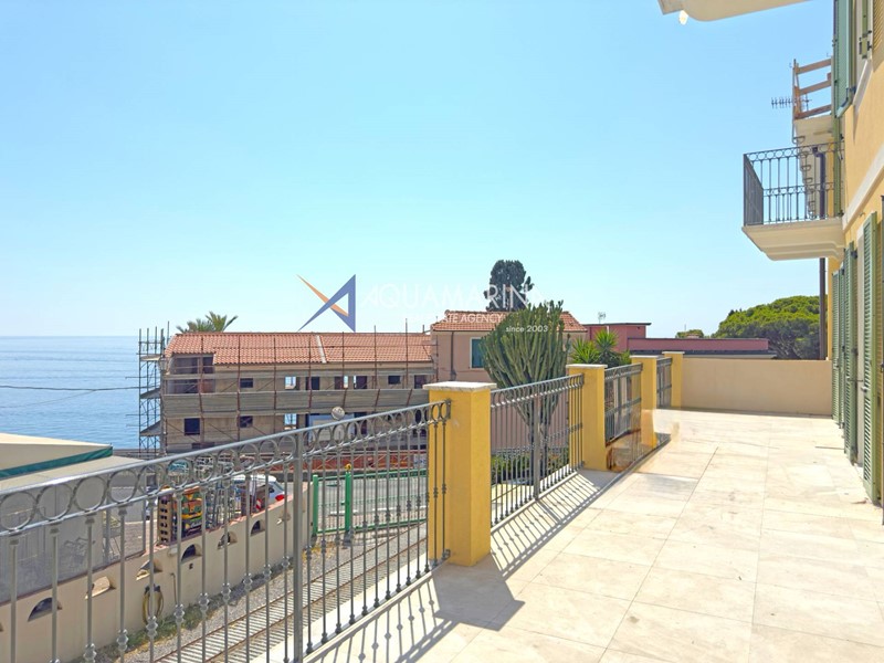 Trilocale in Vendita a Bordighera, 769'000€, 93 m²