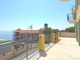 Trilocale in Vendita a Bordighera, 769'000€, 93 m²