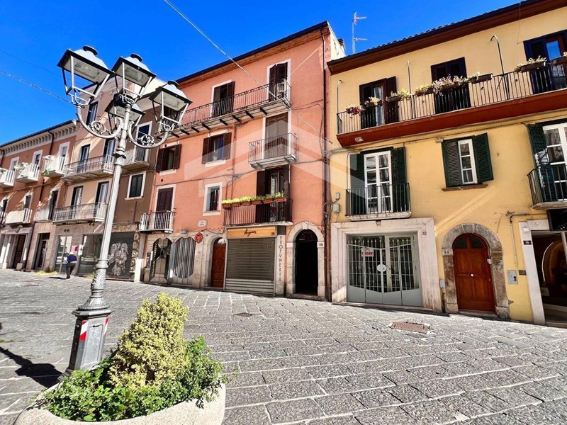 Immobile commerciale in Affitto a Campobasso, 550€, 35 m²