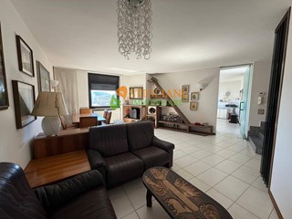 Appartamento in Vendita a Campobasso, 189'000€, 160 m²