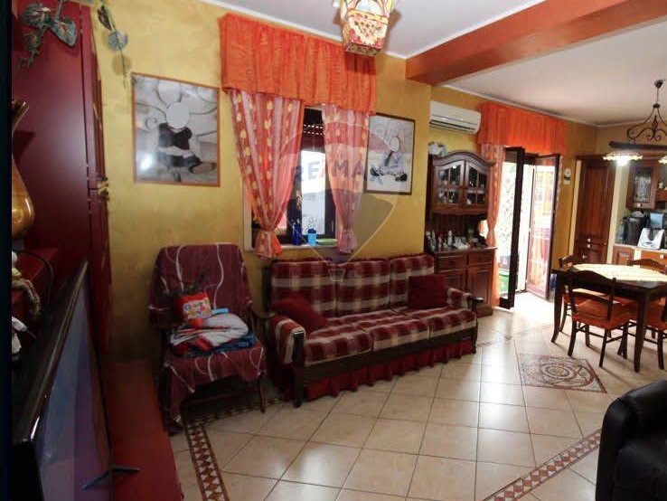 Quadrilocale in Vendita a Carlentini, 85'000€, 90 m²