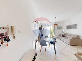 Trilocale in Vendita a Cesano Maderno, 239'000€, 95 m²