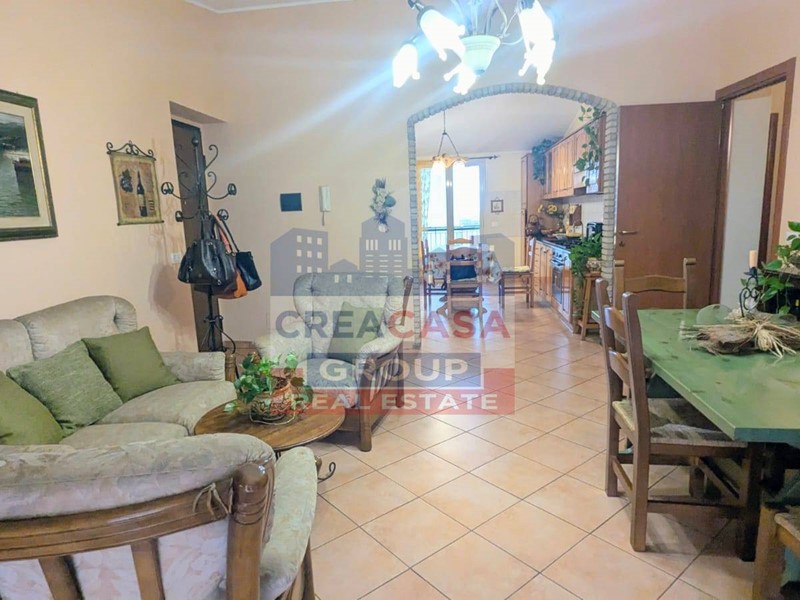 Appartamento in Vendita a Fiumefreddo di Sicilia, 99'000€, 112 m²