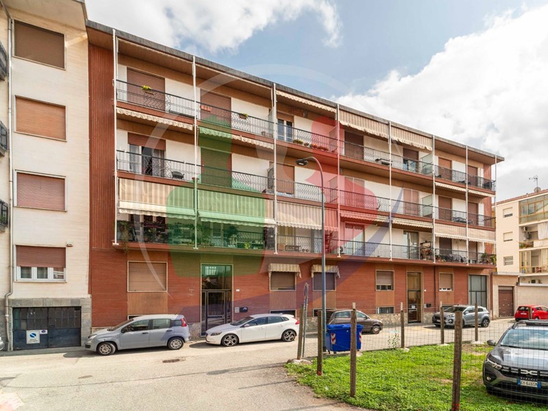 Trilocale in Vendita a La Loggia, 99'000€, 88 m²