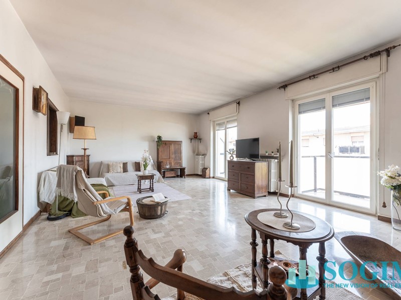 Attico in Vendita a Milano, 950'000€, 248 m²