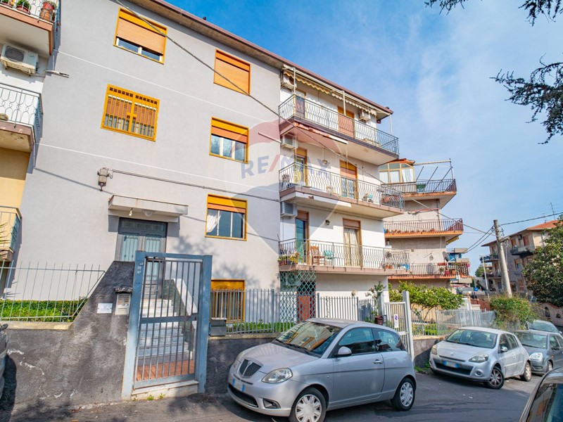 Quadrilocale in Vendita a Misterbianco, 108'000€, 95 m²