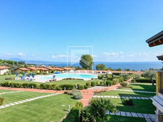 Trilocale in Vendita a Manerba del Garda, 469'000€, 88 m²