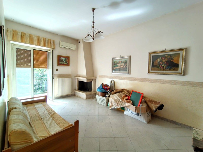 Quadrilocale in Vendita a Mariglianella, 160'000&euro;, 110 m²