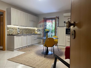 Trilocale in Vendita a Mascali, 89'000€, 64 m²