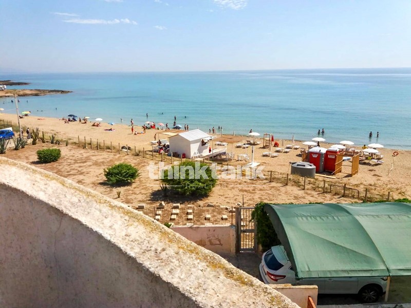 Villa in Vendita a Noto, 600'000€, 200 m²