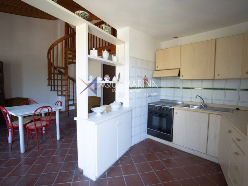 Appartamento in Vendita a Montalto Carpasio, 115'000€, 138 m²