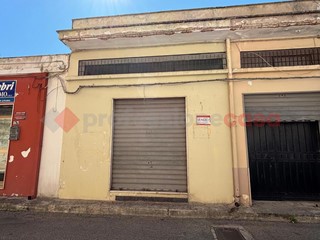 Magazzino in Vendita a Manduria, 22'000€, 35 m²