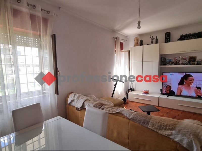 Villa in Vendita a Pomezia, 630'000€, 240 m²