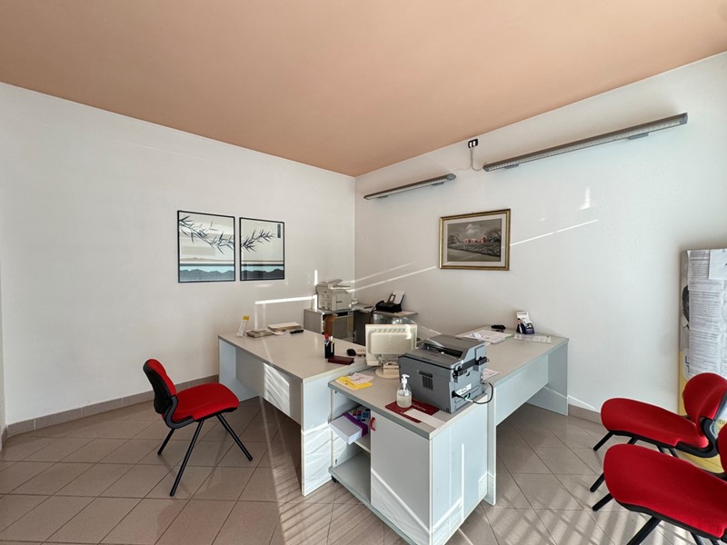 Negozio in Vendita a Noventa Vicentina, 45'000€, 35 m²