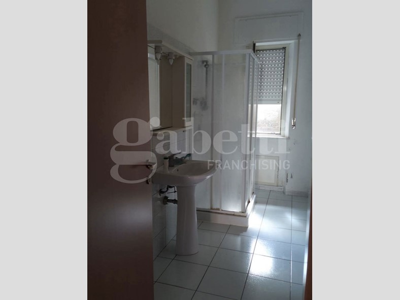 Casa Indipendente in Vendita a Oristano, 240'000€, 249 m²