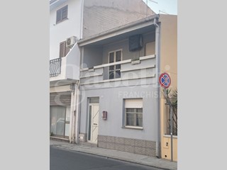 Casa Indipendente in Vendita a Oristano, 249'000€, 160 m²