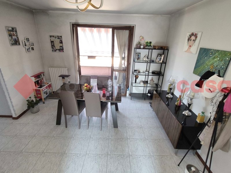 Trilocale in Vendita a Parabiago, 195'000€, 100 m²