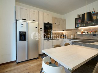 Appartamento in Vendita a Cinisello Balsamo, 745'000€, 220 m²