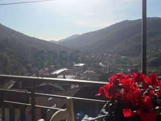 Casa Semi Indipendente in Vendita a Pontedassio, 140'000€, 162 m²