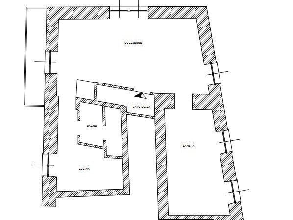 Quadrilocale in Vendita a Genova, zona Marassi, 83'250€, 82 m²