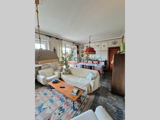 Appartamento in Vendita a Livorno, zona montebello, 310'000€, 140 m²