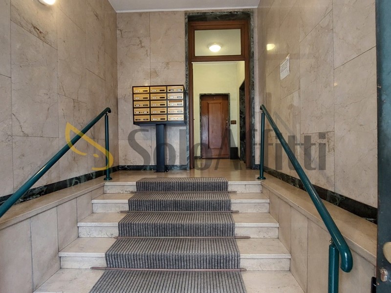 Appartamento in Affitto a Biella, 850€, 149 m², arredato