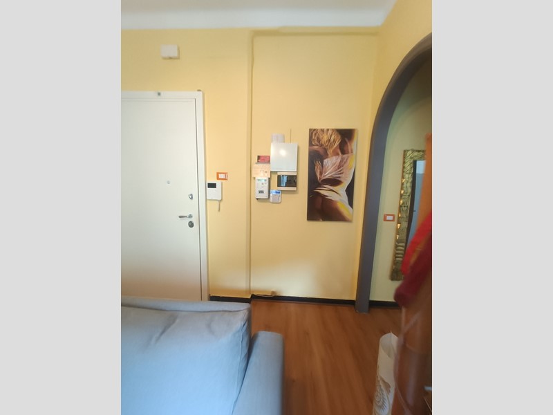 Appartamento in Vendita a Genova, zona Sampierdarena, 69'000€, 80 m²