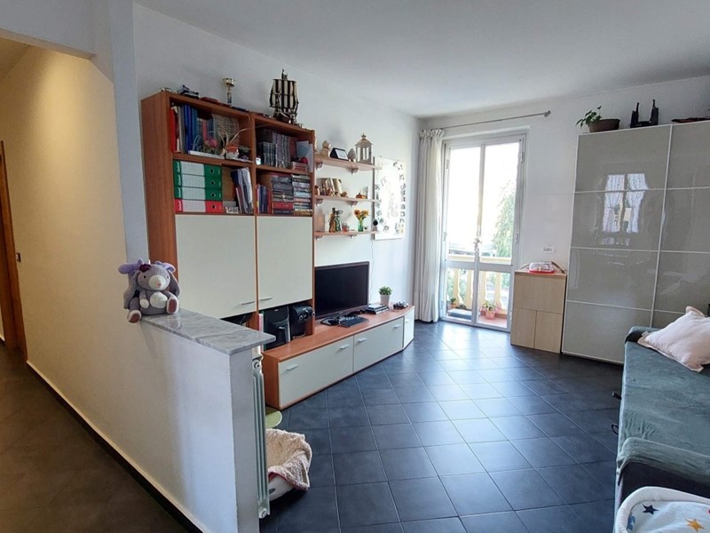 Trilocale in Vendita a Genova, zona Sampierdarena, 89'000€, 88 m²