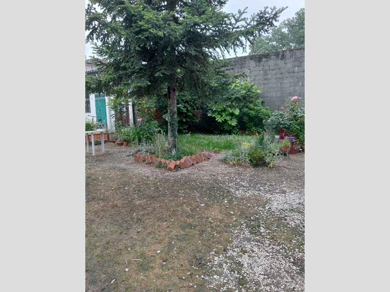 Casa Semi Indipendente in Vendita a Pozzaglio ed Uniti, 94'900&euro;, 300 m²