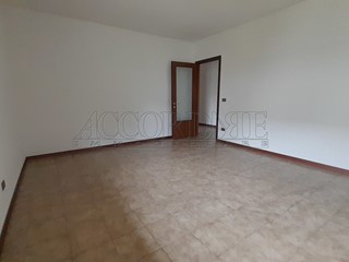 Appartamento in Vendita a Campodoro, 135'000€, 110 m², con Box