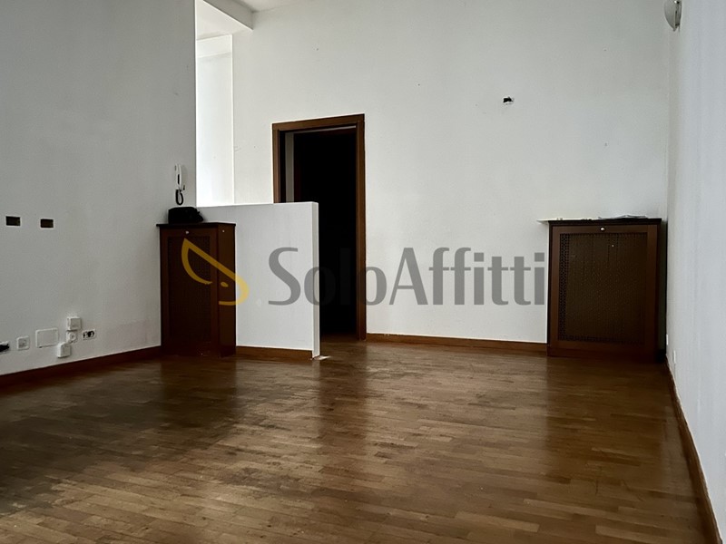 Bilocale in Affitto a Milano, 1'300€, 82 m²