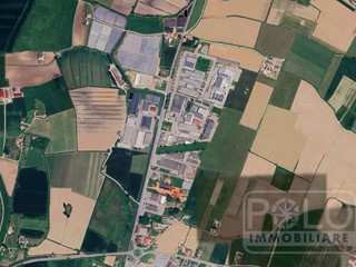 Terreno edificabile in Vendita a Albaredo d'Adige, 220'000€, 2846 m²
