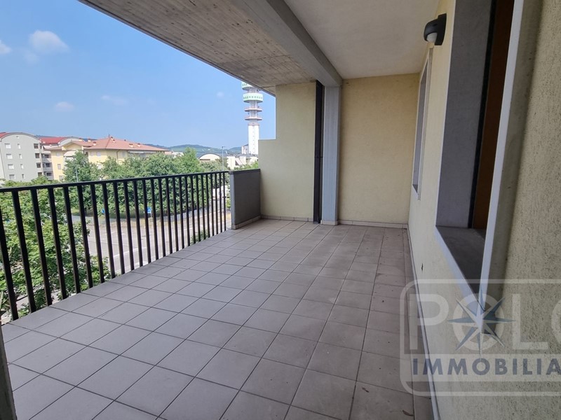Quadrilocale in Vendita a Verona, 329'400€, 122 m²