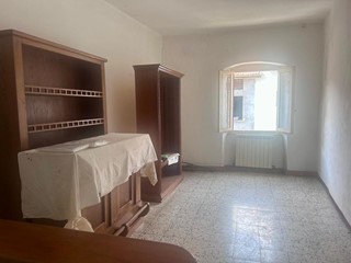 Appartamento in Vendita a Fivizzano, zona Soliera, 90'000€, 200 m²
