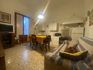 Casa Indipendente in Vendita a Montelupo Fiorentino, 319'000€, 145 m², con Box
