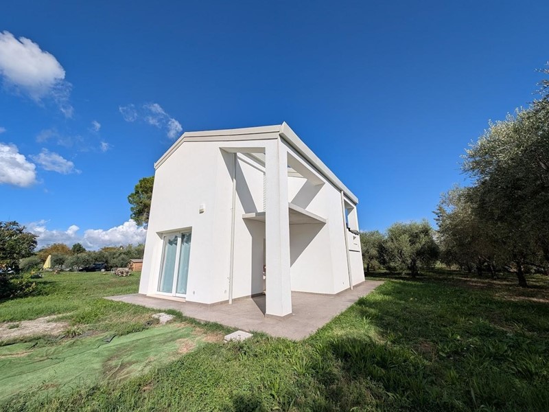 Casa Indipendente in Vendita a Empoli, zona Santa Maria a Ripa, 350'000€, 95 m², arredato