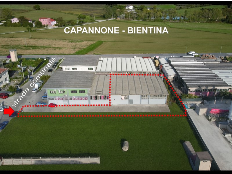 Capannone in Vendita a Bientina, 260'000€, 540 m²