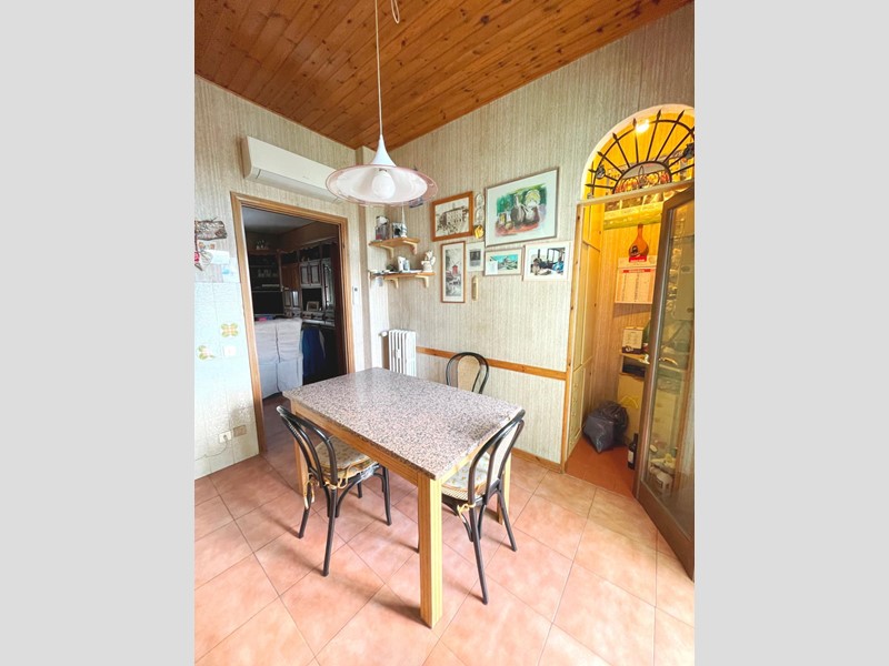 Quadrilocale in Vendita a Cascina, 149'000€, 87 m², arredato, con Box