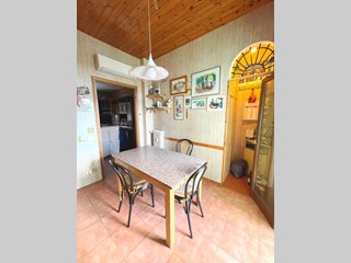 Quadrilocale in Vendita a Cascina, 149'000€, 87 m², arredato, con Box