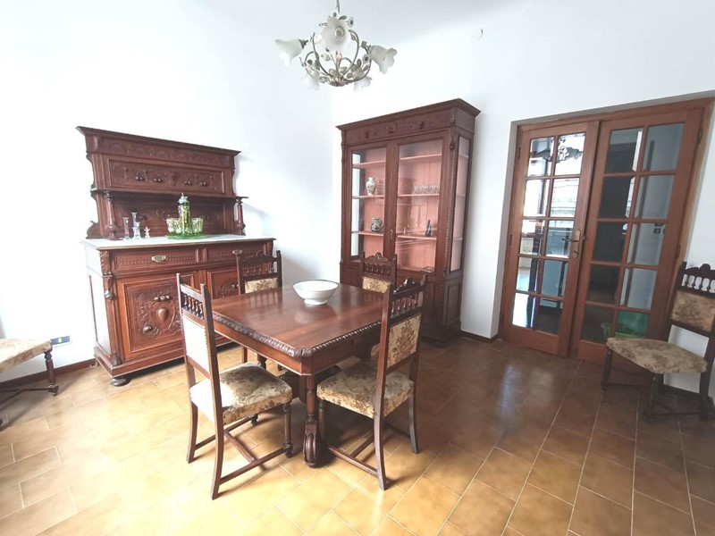 Quadrilocale in Vendita a Carrara, 148'000€, 80 m², arredato