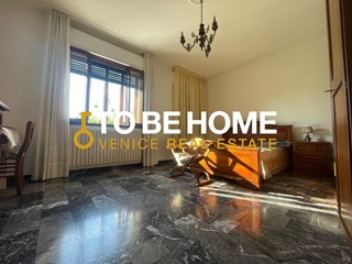 Casa Semi Indipendente in Vendita a Spinea, 235'000€, 200 m²